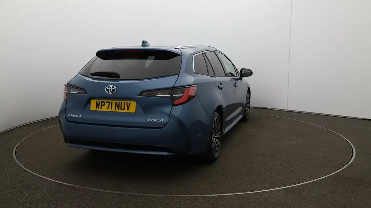 2022-toyota-corolla-18-vvt-i-excel-120bhp-trk-touring-sports-big-48