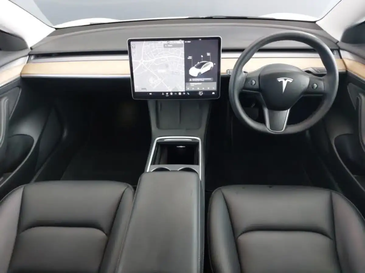 2021-tesla-model-3-e-long-range-awd-big-2