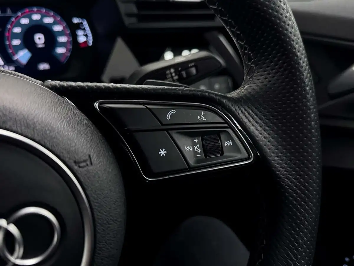 2022-audi-s3-20-tfsi-saloon-4d-big-37