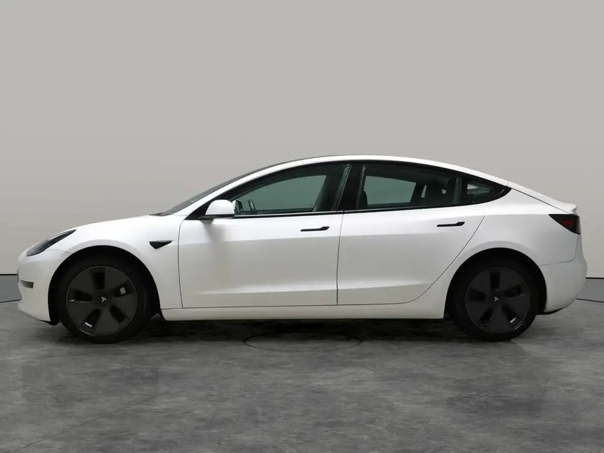 2020-tesla-model-3-e-long-range-big-12