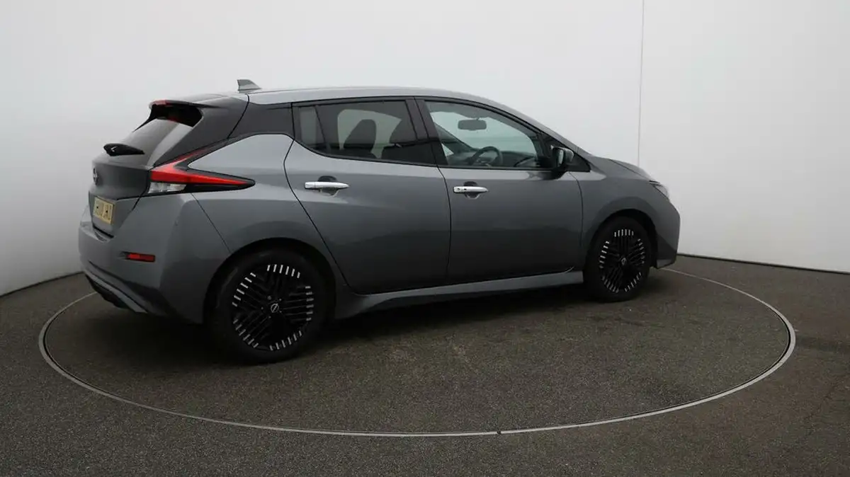 2022-nissan-leaf-e-n-connecta-39kwh-big-50