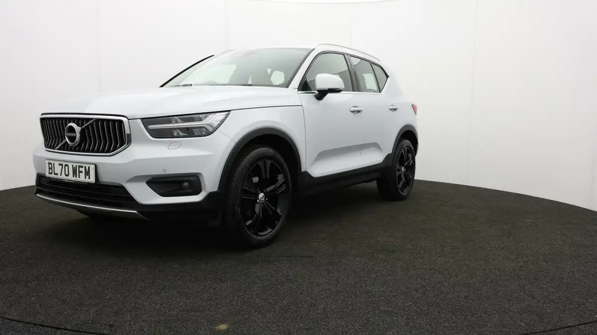 2021-volvo-xc40-15-t3-inscription-pro-163bhp-big-52
