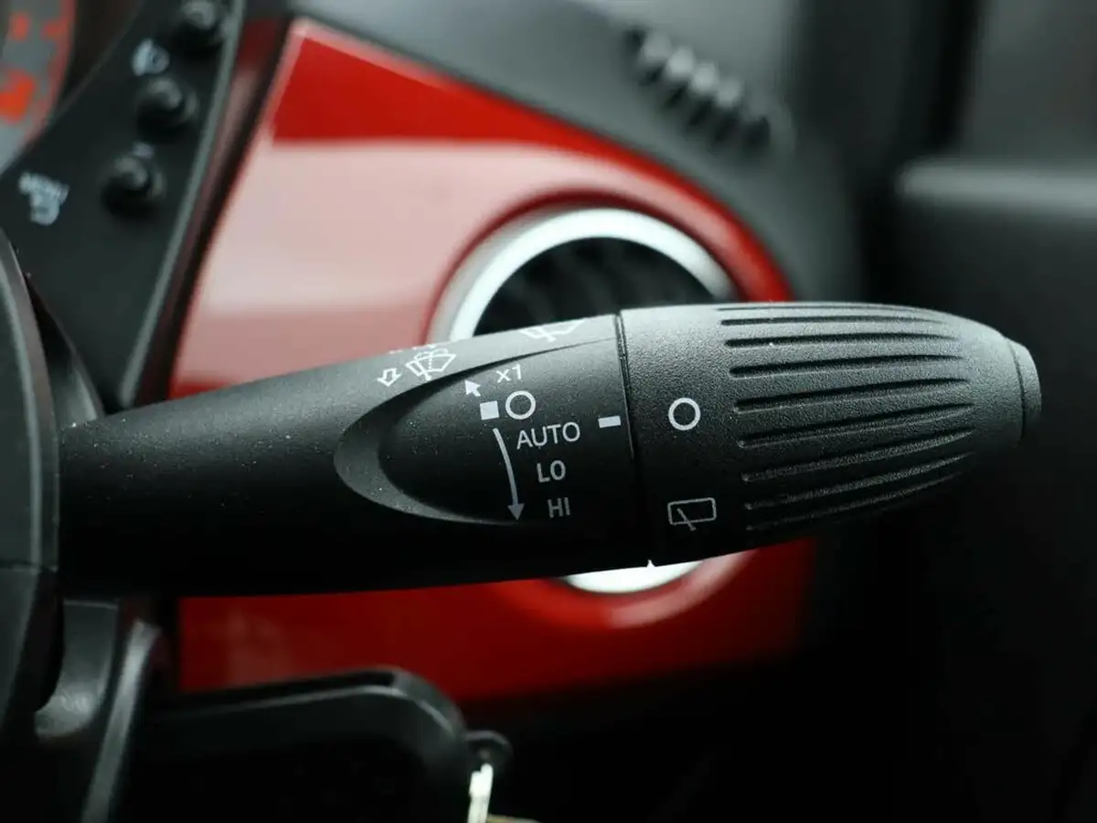 2022-fiat-500-10-red-big-40