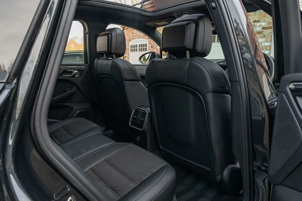 2022-porsche-macan-29-v6-gts-big-27