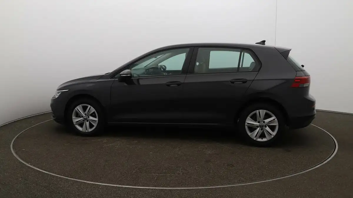 2022-volkswagen-golf-20tdi-life-hatchback-big-49
