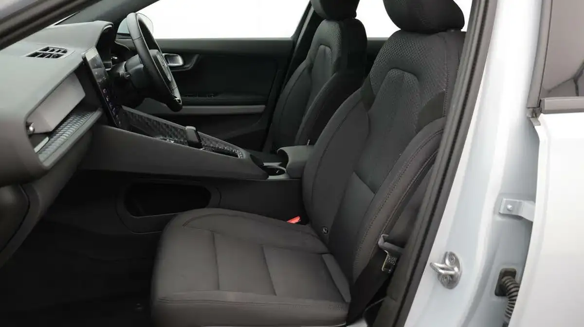 2022-polestar-polestar-2-e-ps2-165kw-standard-single-hatchback-big-14