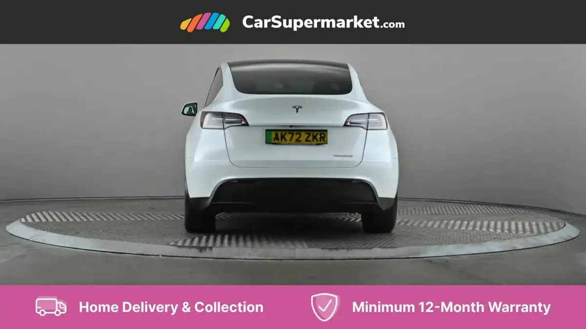 2022-tesla-model-y-e-long-range-big-4
