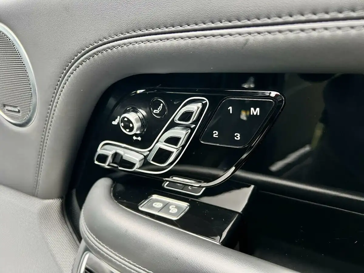 2019-land-rover-range-rover-20p400e-phev-autobiography-lwbss-big-43