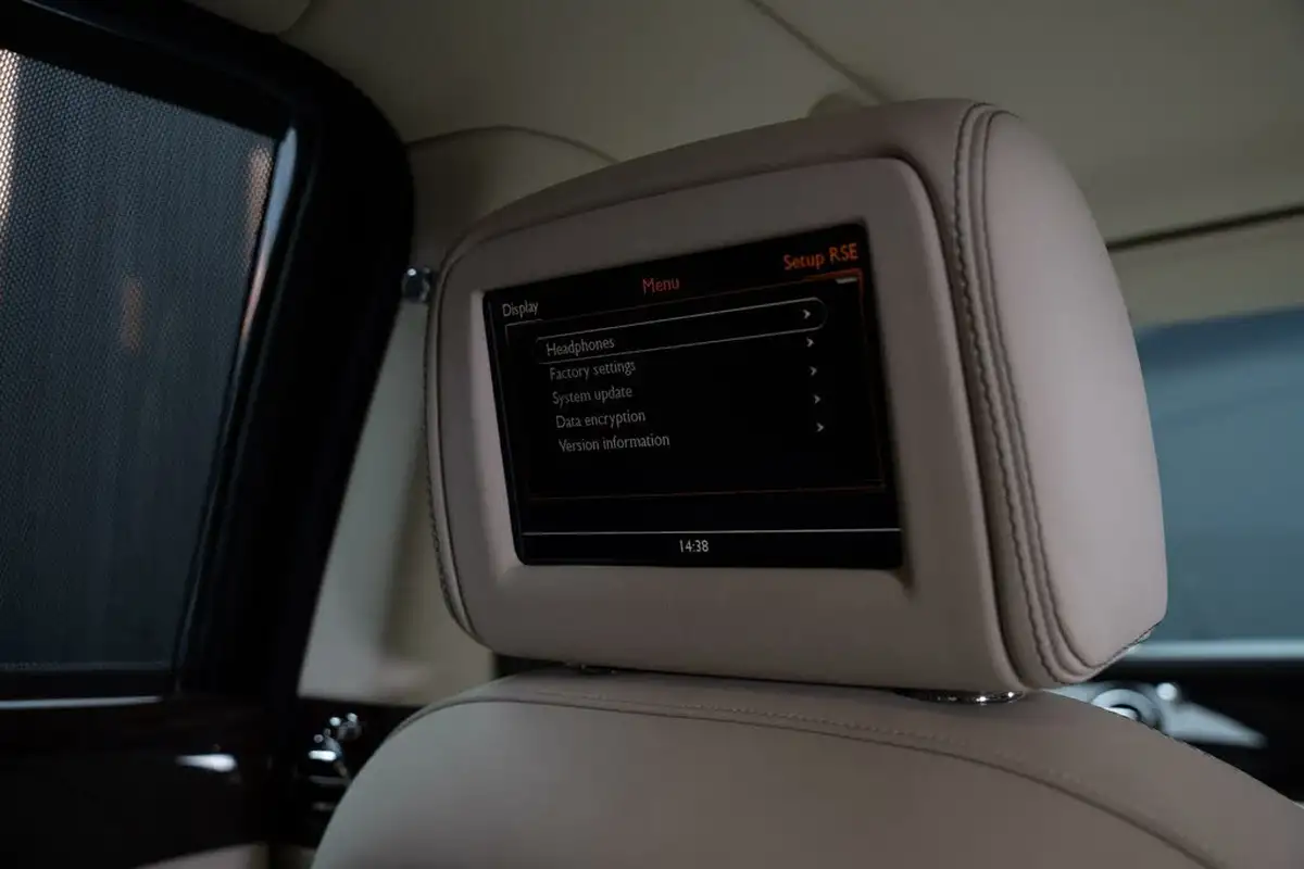 2012-bentley-mulsanne-675-big-4