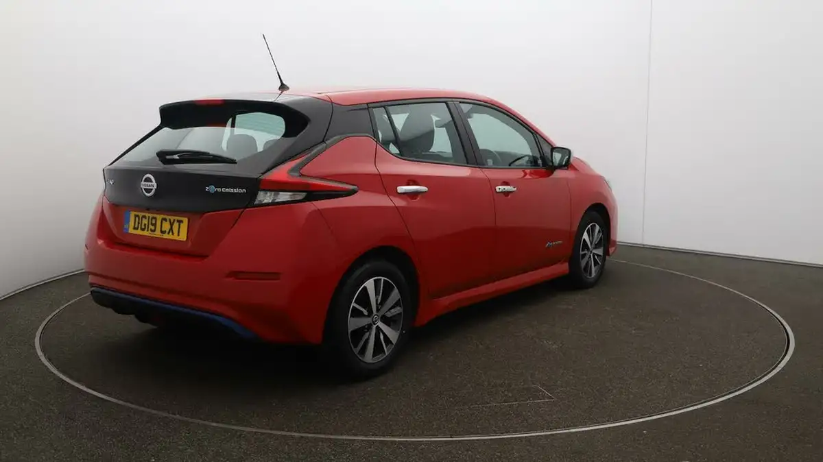2019-nissan-leaf-e-acenta-big-54