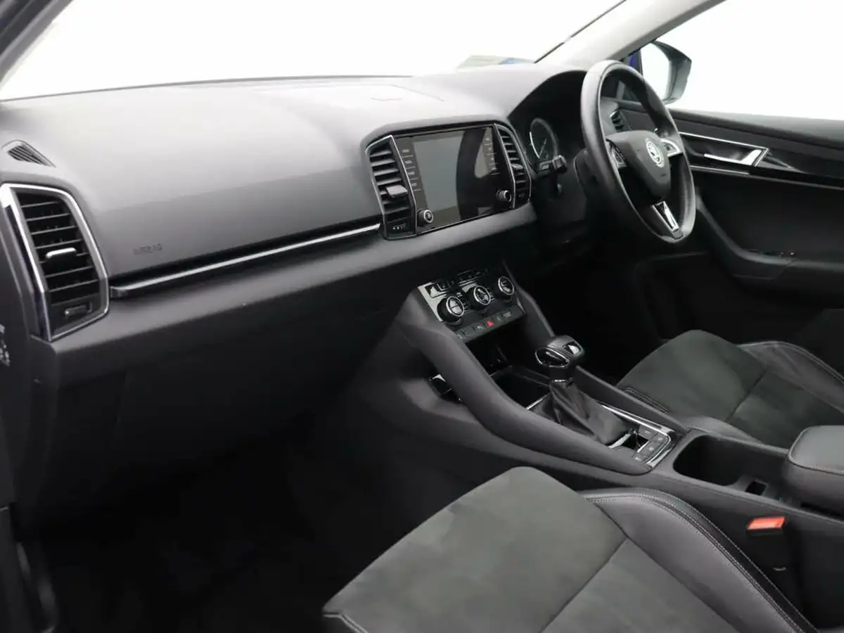 2020-skoda-karoq-15-tsi-se-l-dsg-big-10