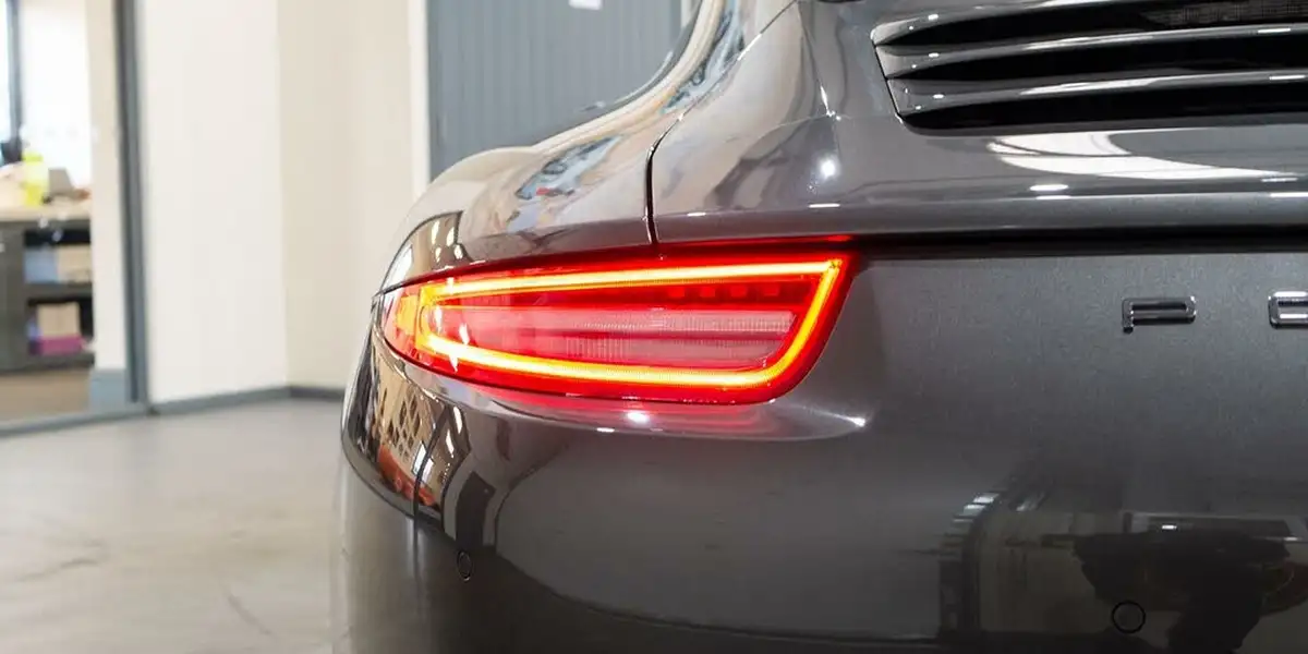 2012-porsche-911-38-carrera-s-400bhp-coupe-big-49