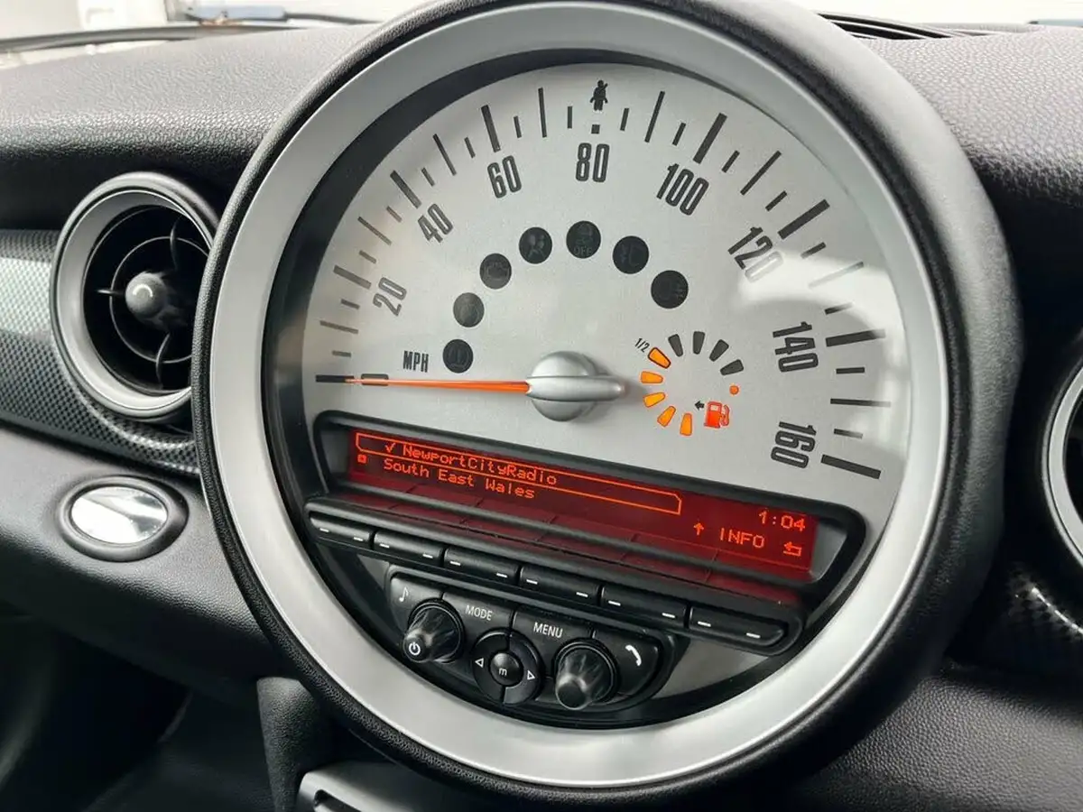 2012-mini-cooper-16-cooper-s-hatchback-3d-big-13