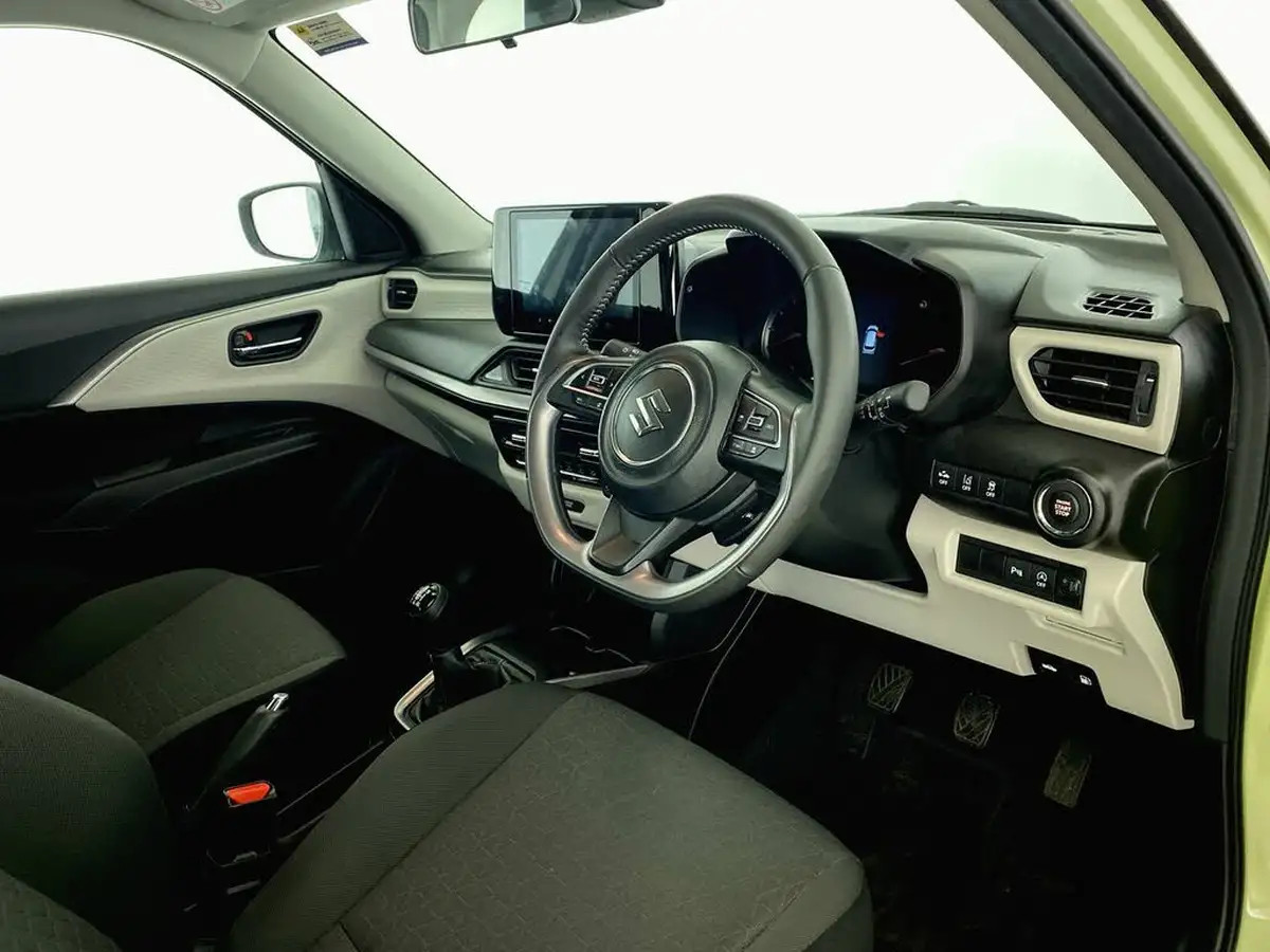 2024-suzuki-swift-12-ultra-big-30