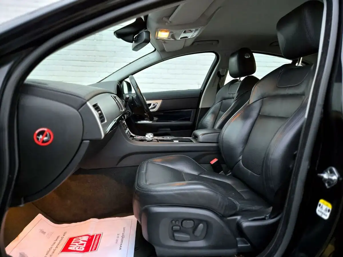 2013-jaguar-xf-30-premium-luxury-big-2