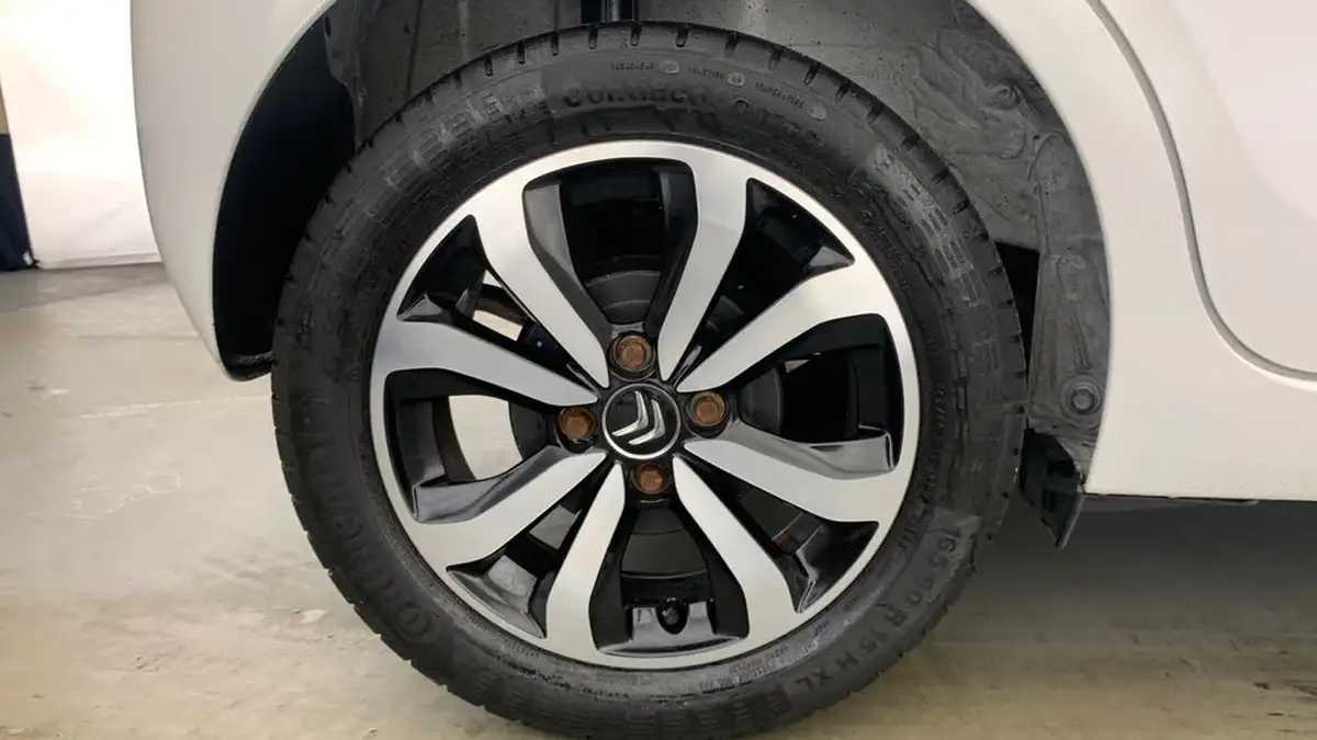 2021-citroen-c1-10-vti-shine-5d-big-21