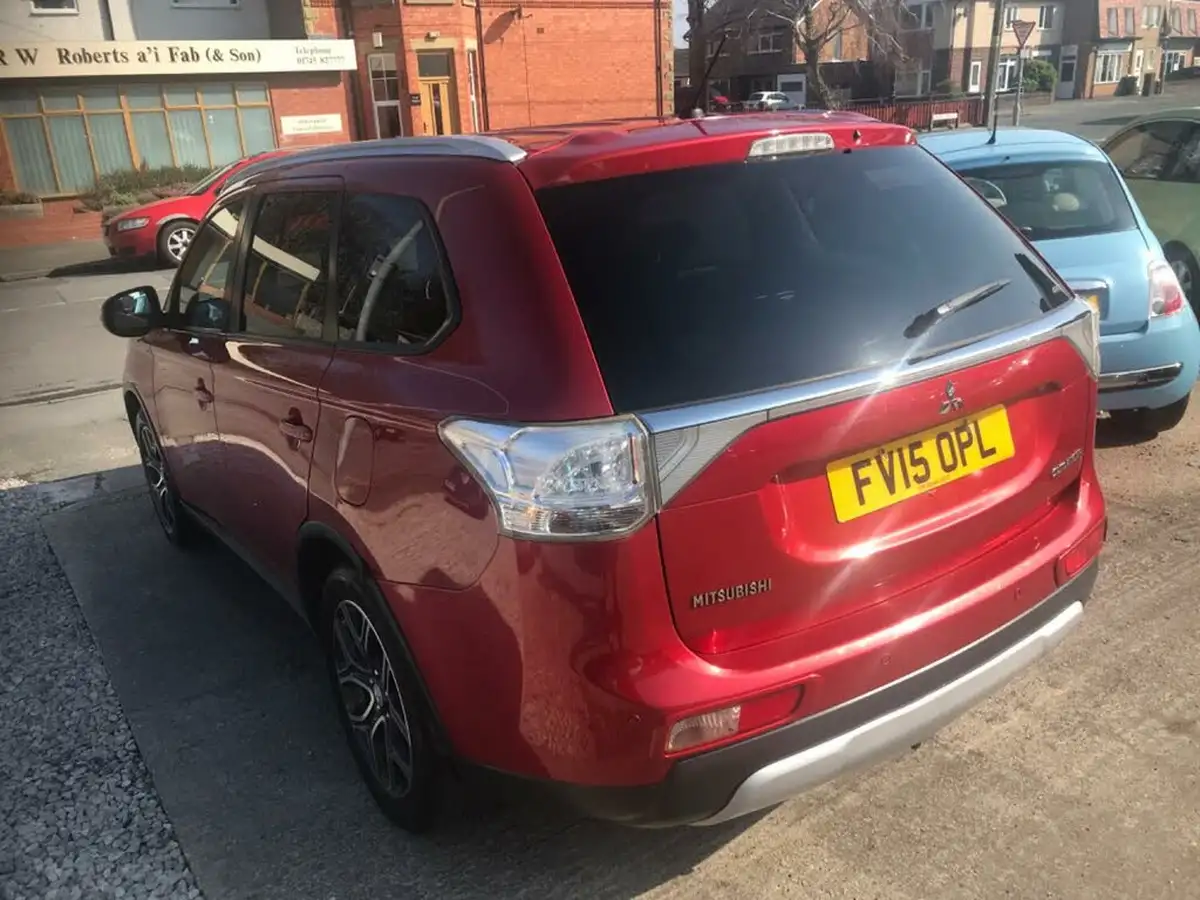2015-mitsubishi-outlander-22di-d-gx3-7st-auto-big-7