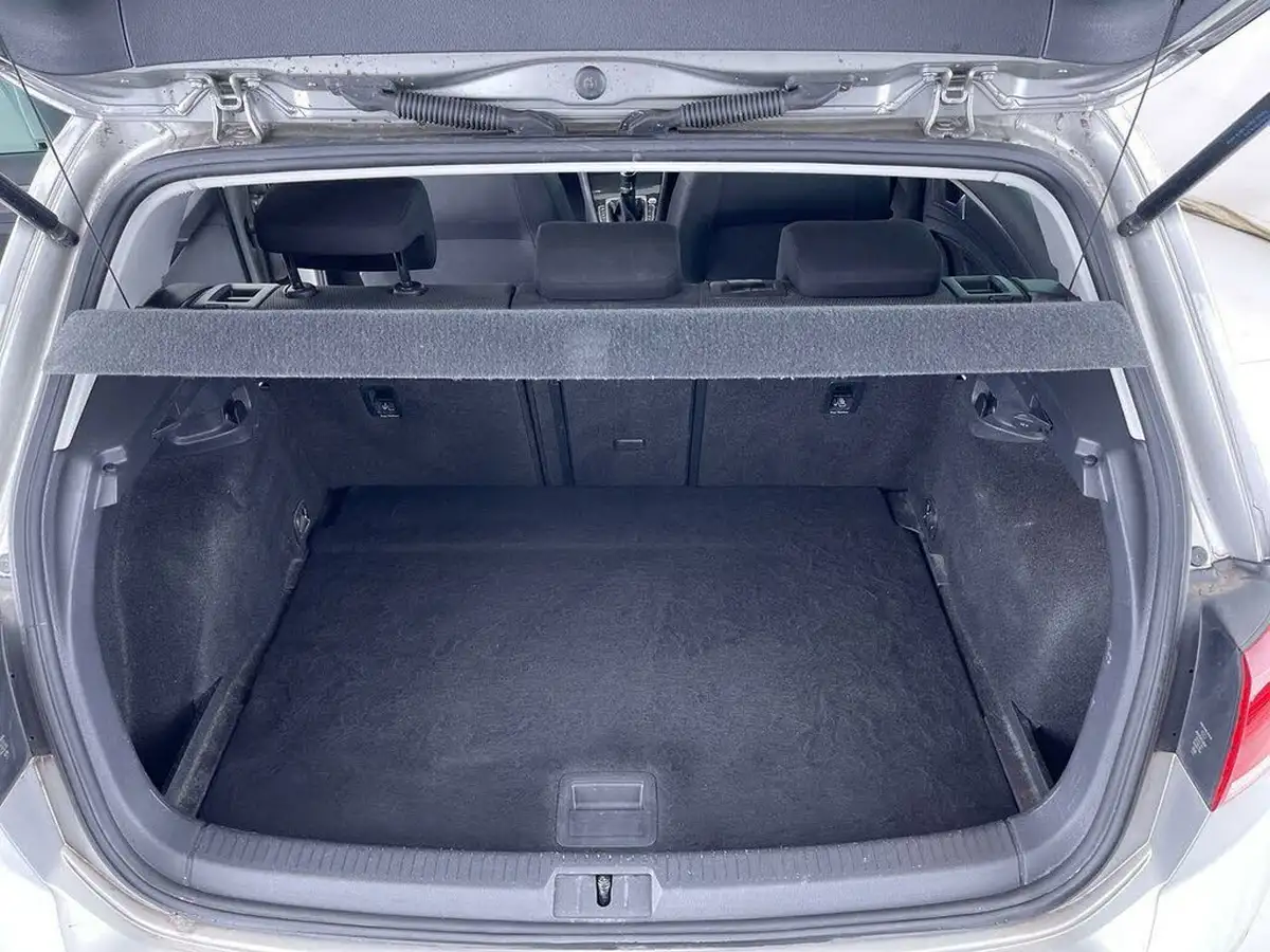 2019-volkswagen-golf-15-tsi-match-130ps-hatchback-5d-big-9