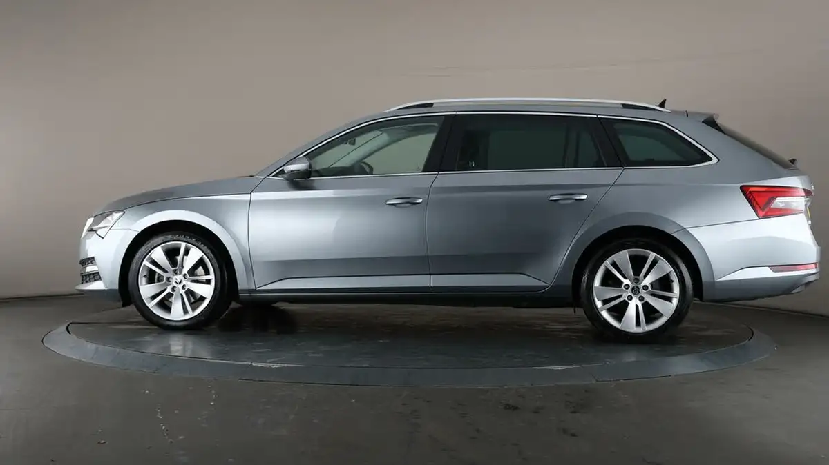 2021-skoda-superb-14-tsi-se-l-estate-big-30