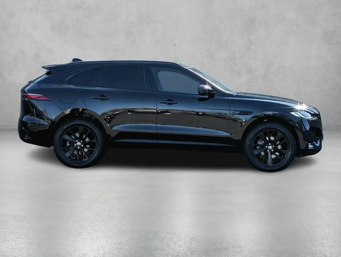 2023-jaguar-f-pace-20-d200-r-dynamic-black-big-7