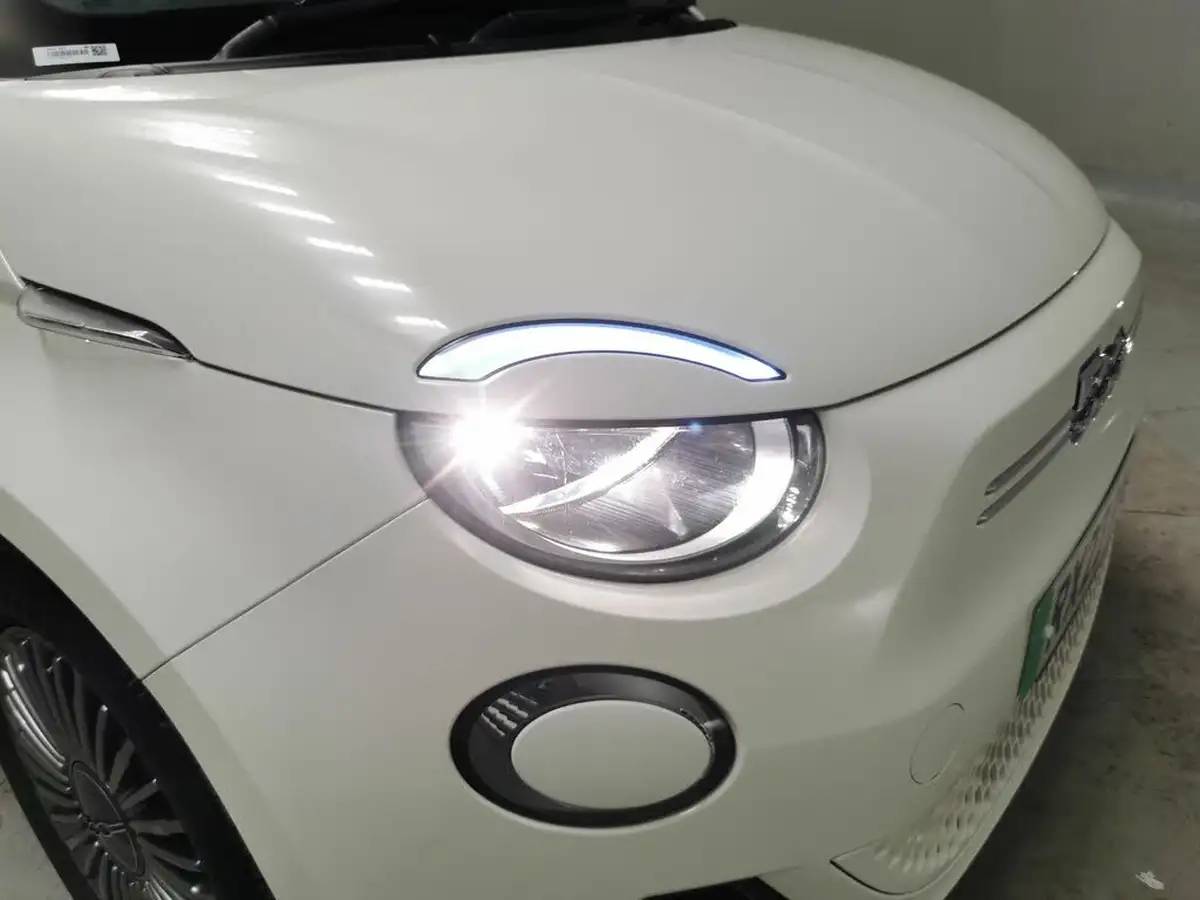 2022-fiat-500-e-icon-117bhp-big-19