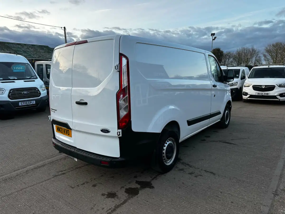 2021-ford-transit-custom-20tdci-300-l1h1-leader-130pseu6dt-panel-van-big-7