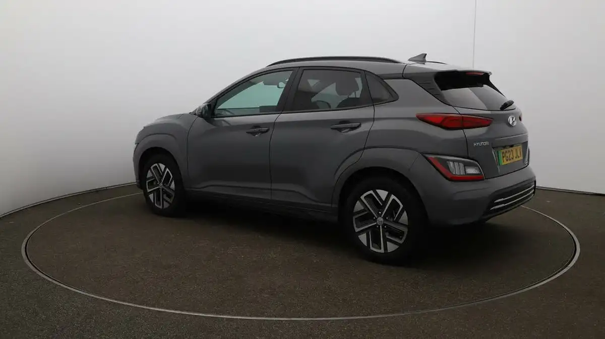 2023-hyundai-kona-e-premium-136ps-39kwh-big-26