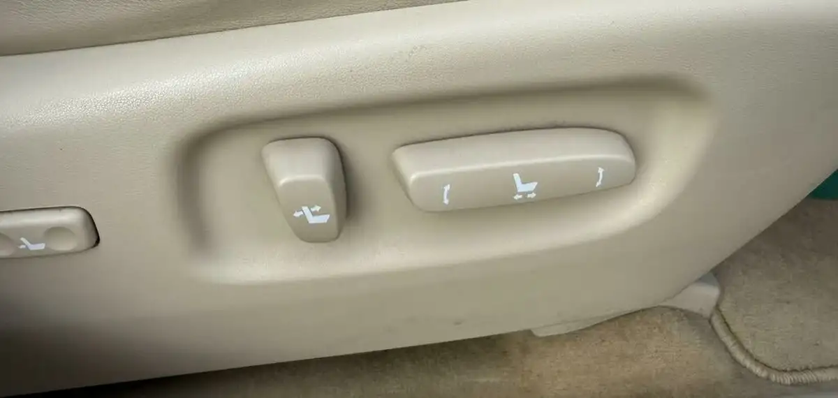 2012-lexus-rx-450h-35-advance-pan-big-23