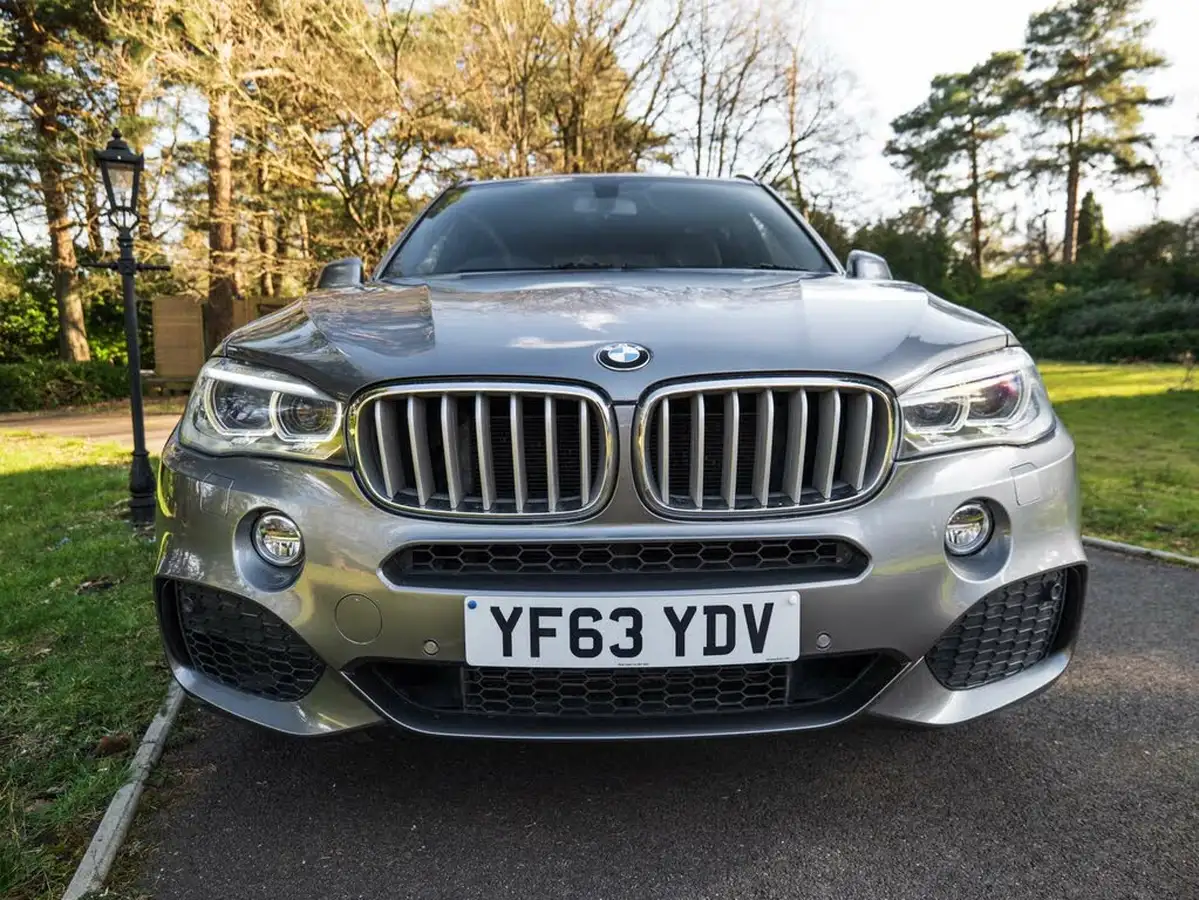 2013-bmw-x5-44-xdrive50i-m-sport-449bhp-big-28