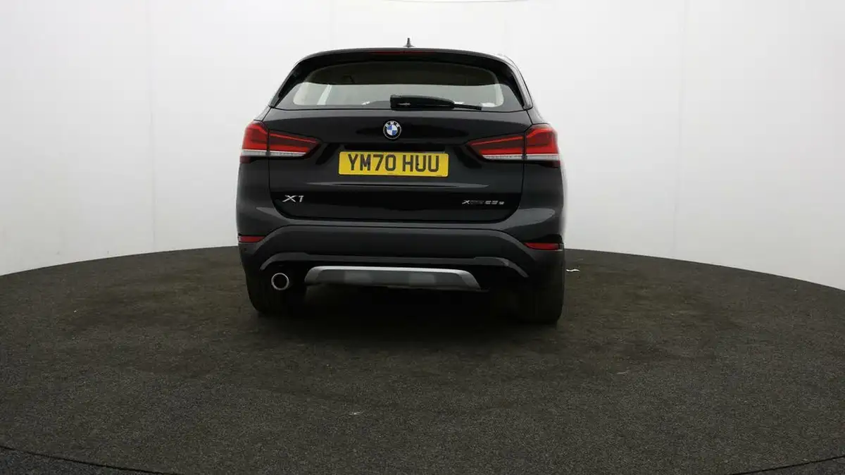 2021-bmw-x1-15-xdrive-25e-phev-xline-big-63