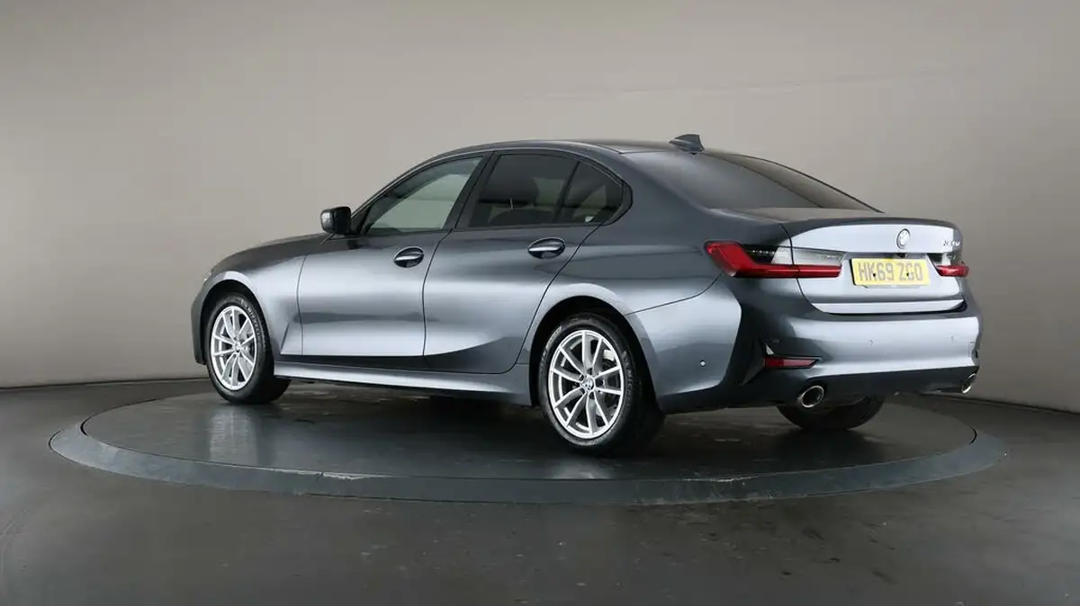 2019-bmw-3-series-20td-320d-se-190bhp-saloon-4d-sport-auto-big-5