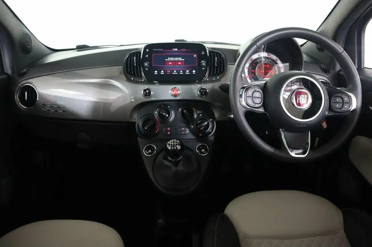 2021-fiat-500-10-dolcevita-big-15