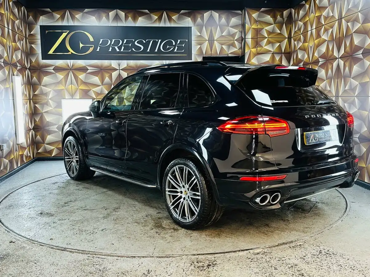 2015-porsche-cayenne-30td-big-24