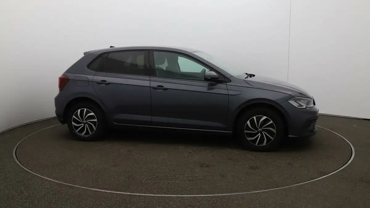 2022-volkswagen-polo-10-tsi-life-dsg-big-45