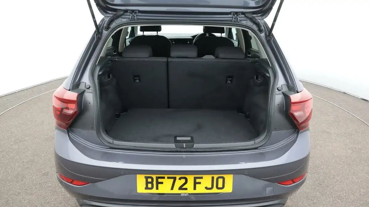 2022-volkswagen-polo-10-tsi-life-dsg-big-17