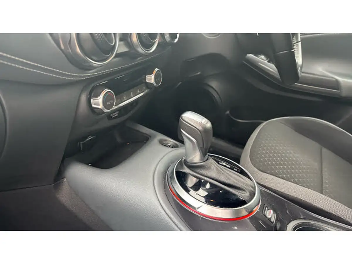2020-nissan-juke-10-dig-t-n-connecta-117ps-dct-big-12