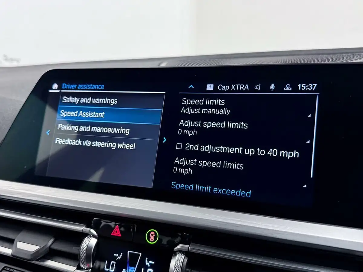 2019-bmw-3-series-20-330e-m-sport-plus-pack-big-56