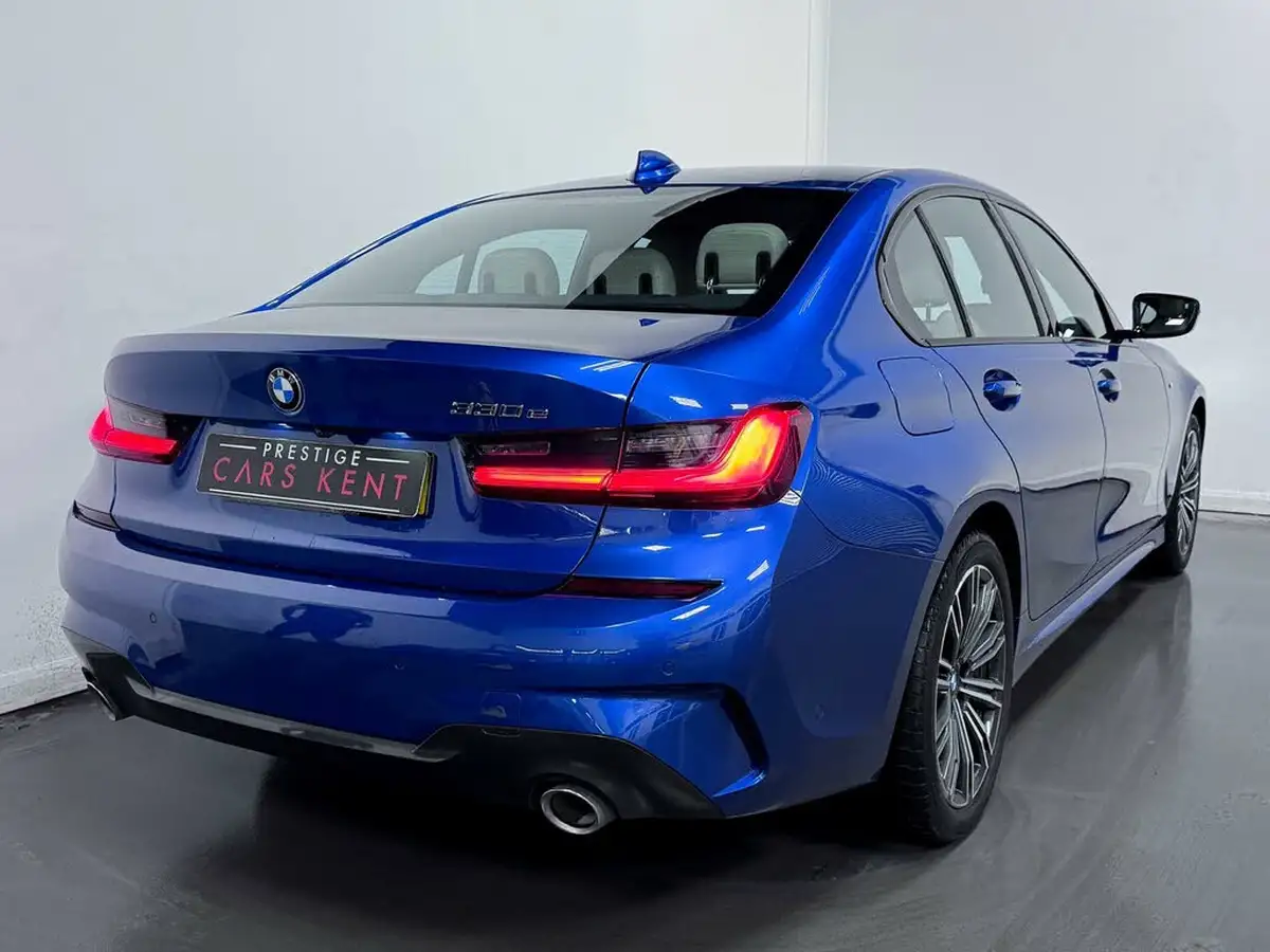 2019-bmw-3-series-20-330e-m-sport-plus-pack-big-8