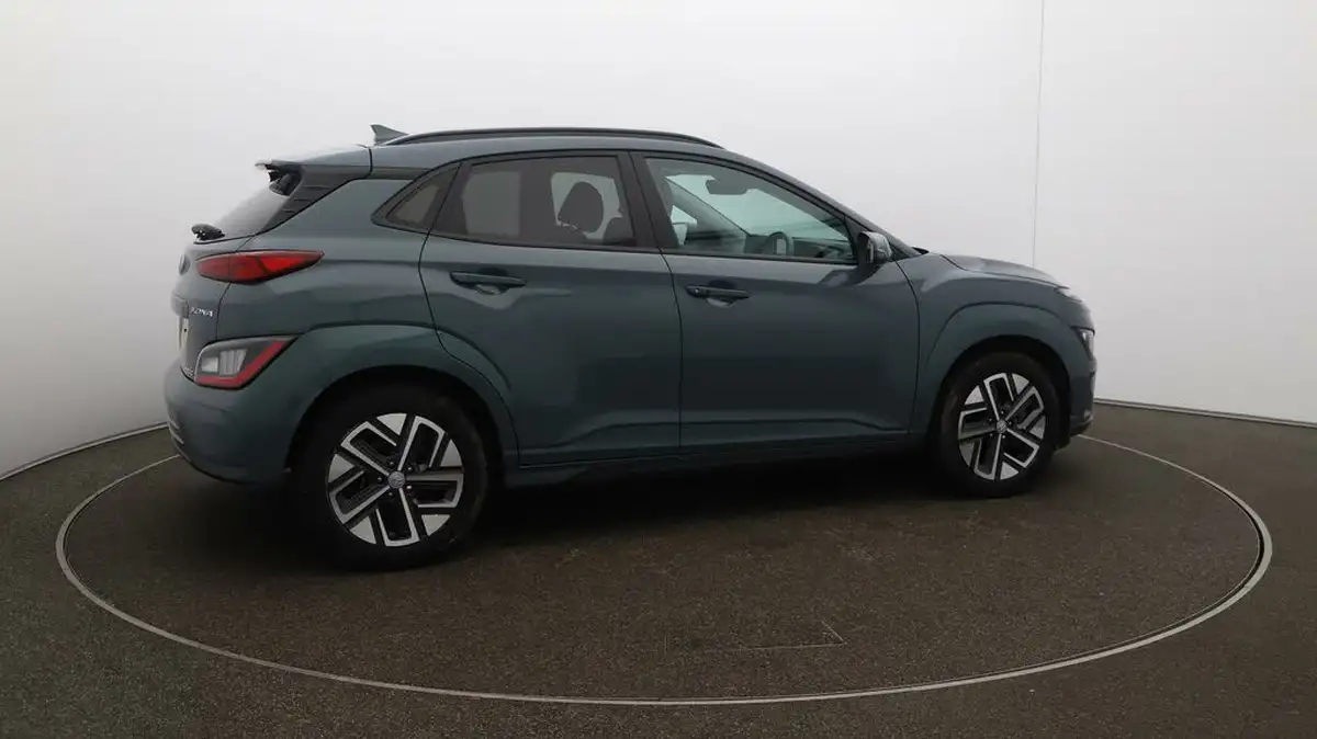 2022-hyundai-kona-e-premium-204ps-64kwh-7kw-obc-big-43