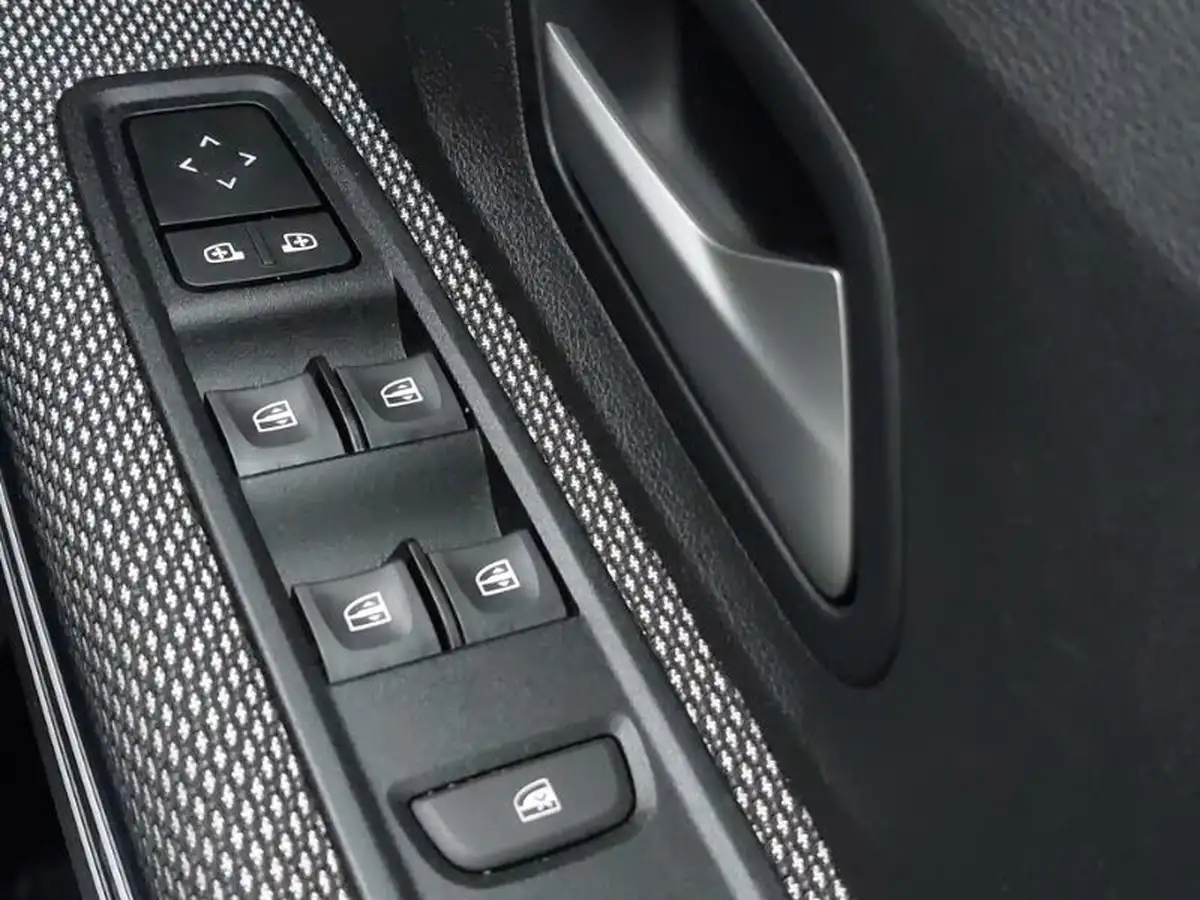 2023-dacia-jogger-10-tce-extreme-se-big-18