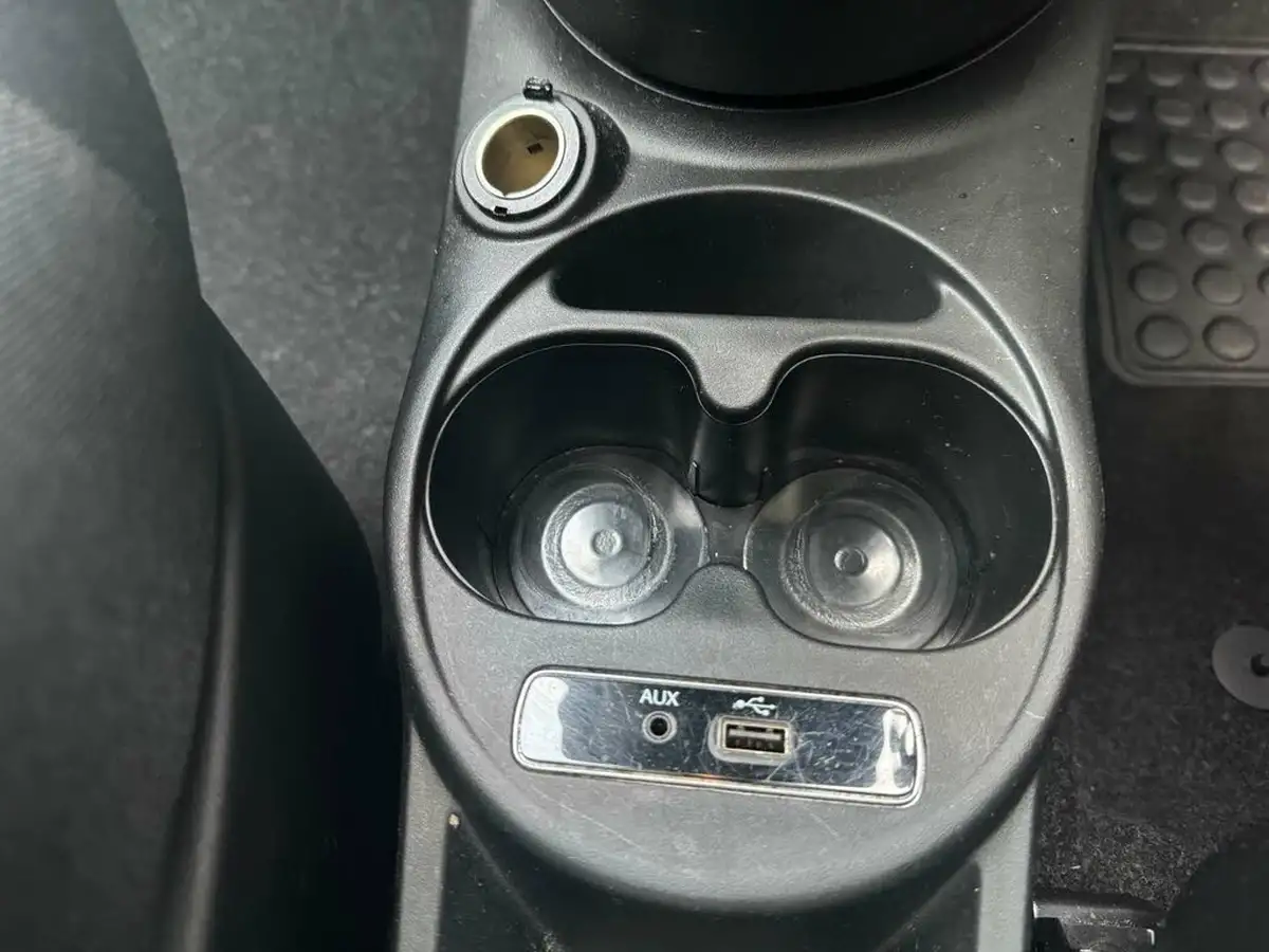 2018-fiat-500-12-lounge-big-40