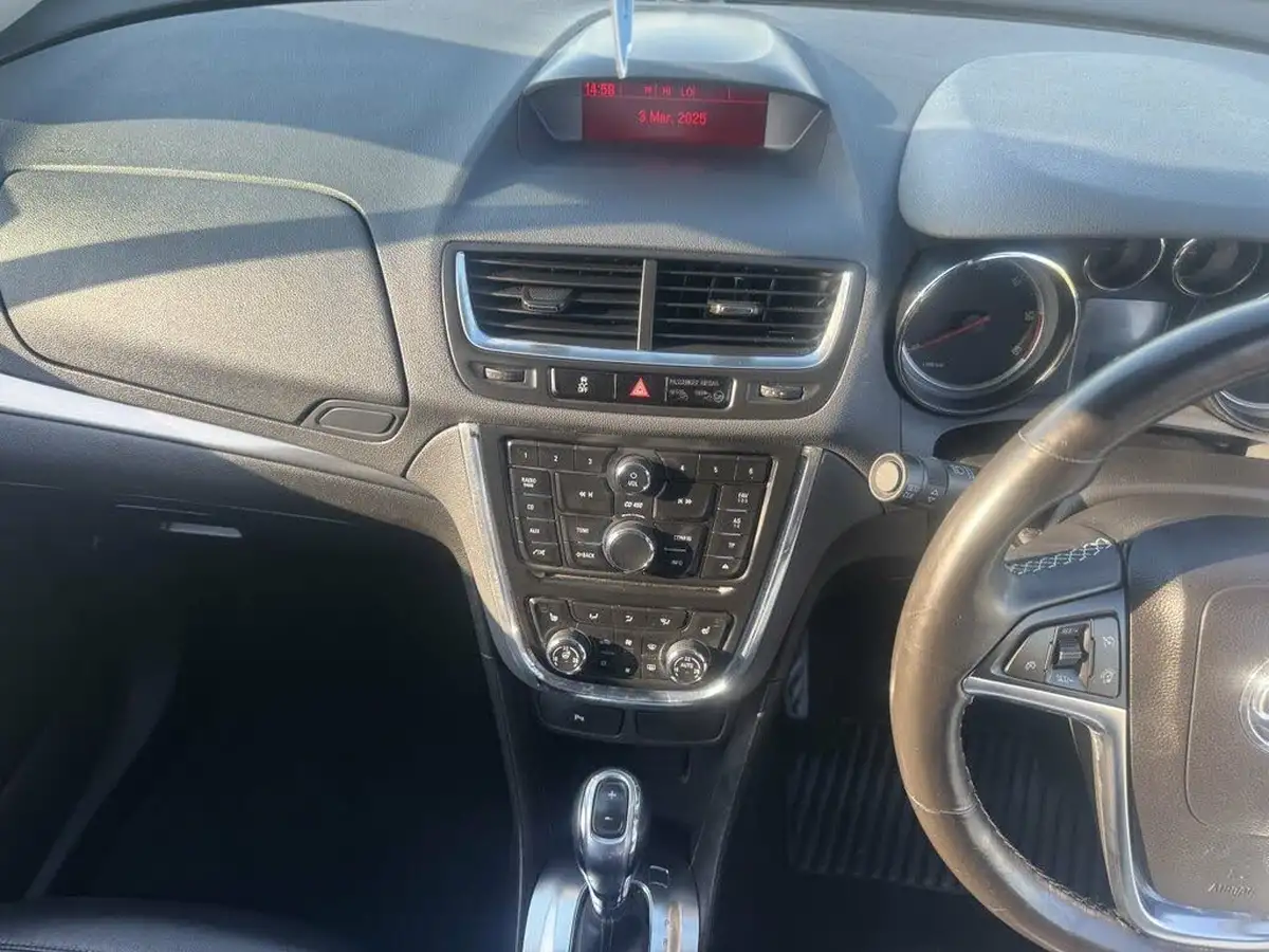 2016-vauxhall-mokka-16cdti-se-136ps-auto-big-46