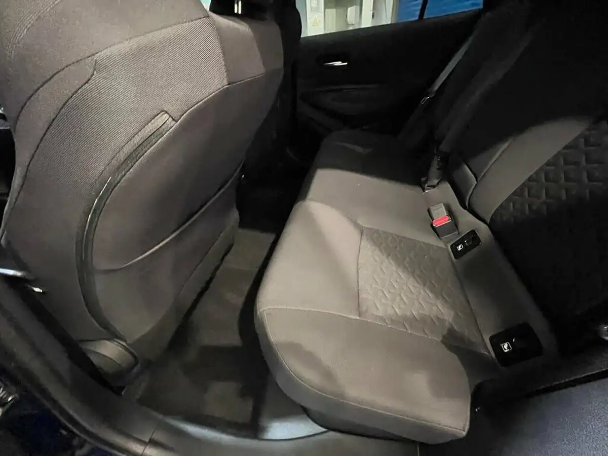 2022-suzuki-swace-18-sz-t-big-17