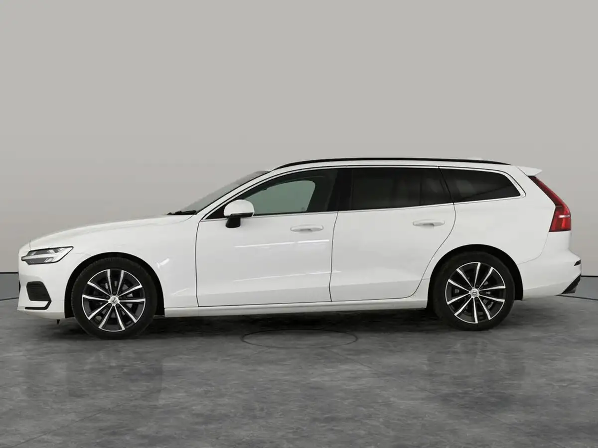2022-volvo-v60-20-b3-momentum-161bhp-big-8