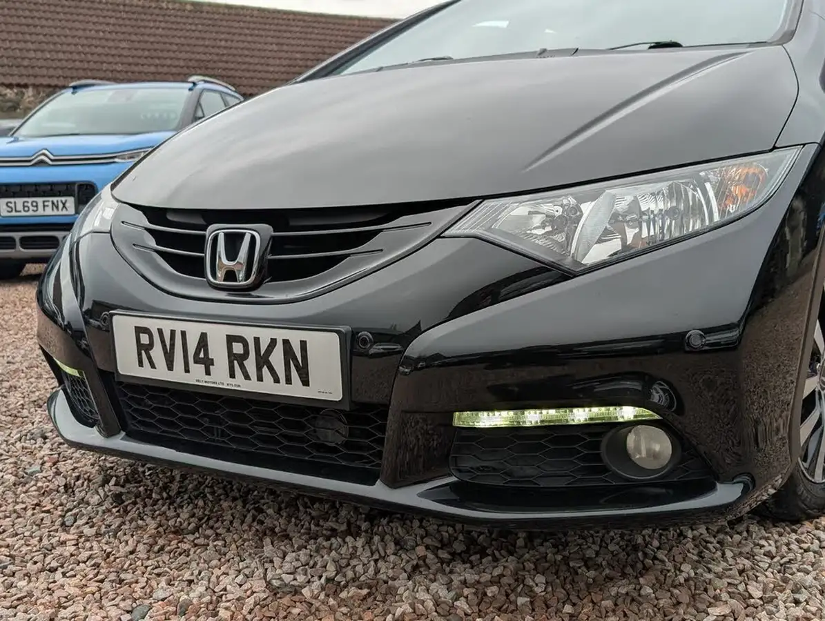 2014-honda-civic-16td-se-plus-tourer-big-5