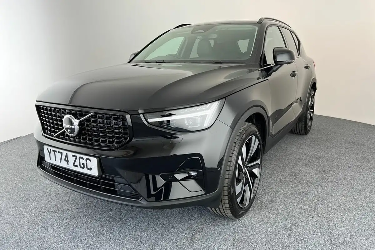 2024-volvo-xc40-20-b3-ultimate-big-25