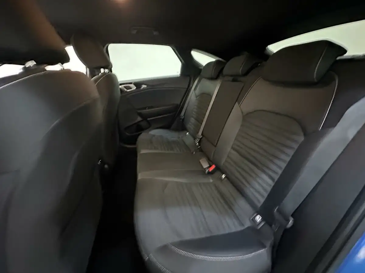 2022-kia-pro-ceed-15-t-gdi-gt-line-big-27