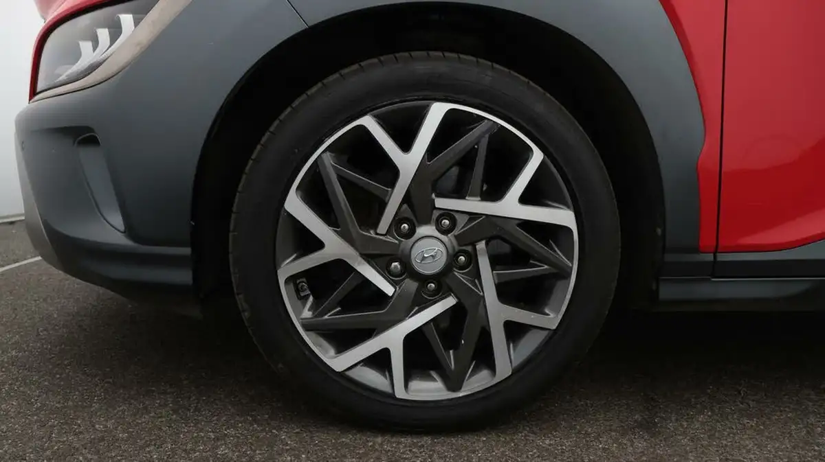 2021-hyundai-kona-16-gdi-ultimate-big-18