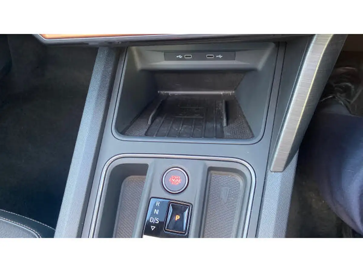 2024-cupra-leon-nf-20-tsi-vz2-design-edition-300ps-hatchback-big-31