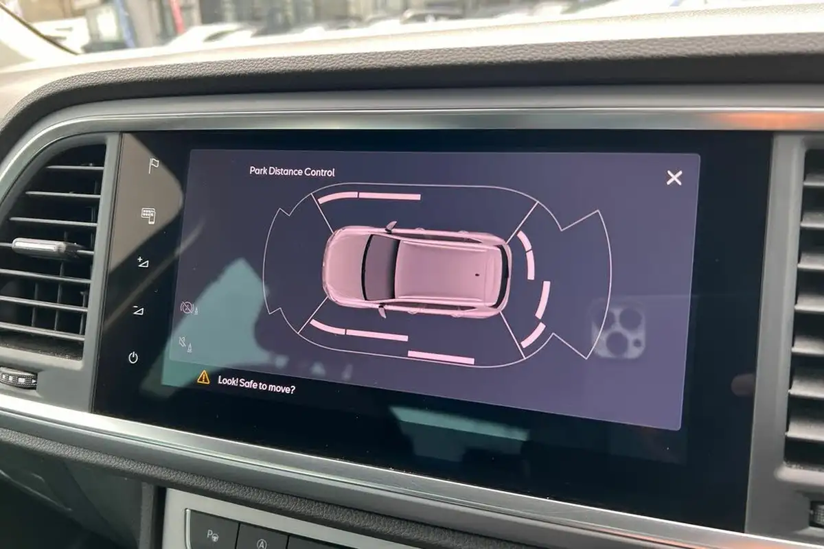 2023-seat-ateca-15-ecotsi-fr-dsg-big-30